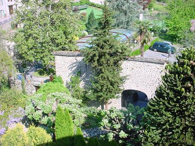 Jardin exotique � Entraygues-sur-Truy�re