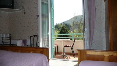 Aveyron lodging: Rooms accessible to the handicapped people