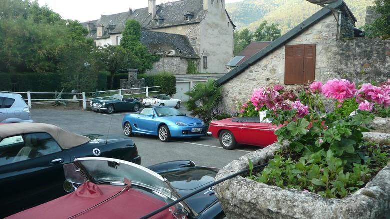 MG Club de France à Entraygues-sur-Truyère dans l'Aveyron
