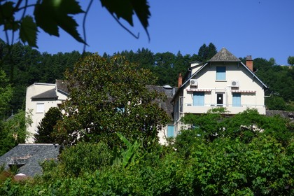 Hotel avec jardin exotique - Aveyron
