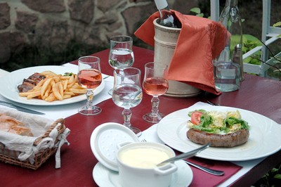 Restaurant avec terrasse - Entraygues sur Truyre