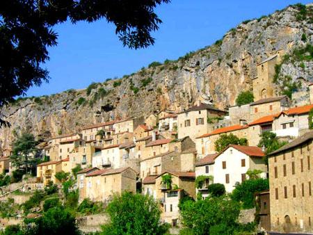 Peyre est le dixième village d’Aveyron classé Plus beaux villages de France.
