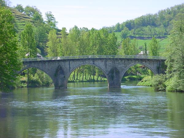 Pont de Notre Dame sur le Lot - Entraygues - Aveyron