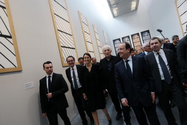 Le musée Soulages, ouvert au public depuis le 31 mai 2014, a été inauguré avec le président de la république François Hollande le 30 mai 2014.