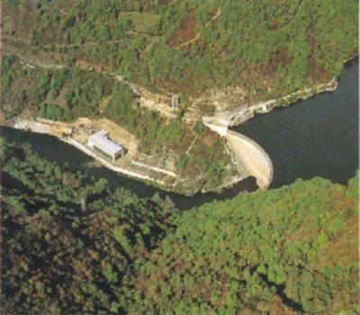 Le barrage hydroélectrique de Couesque - Aveyron