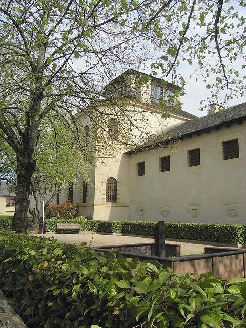 Le Musée du Rouergue est situé dans les anciennes prisons d'Espalion