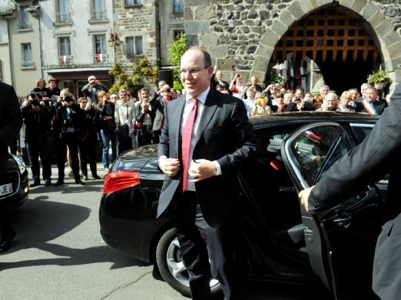 Le Prince Albert II de Monaco s'est rendu mercredi 14 mai 2014 en visite officielle dans le village aveyronnais de Mur-de-Barrez.