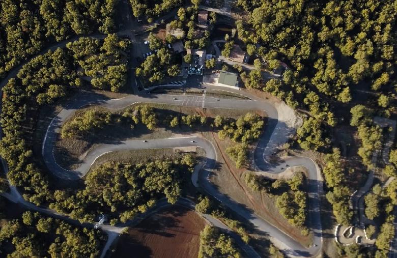 Parc de loisirs des Bouscaillous : Karting, découverte du viaduc de Millau ou du causse rouge en quads
