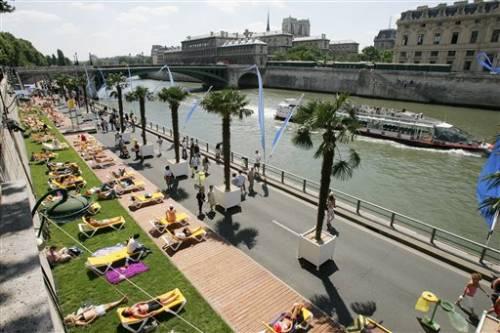 Le célèbre Paris Plage sur les quais de Seine