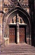 Portes classées monuments historiques-St Côme d'Olt-Aveyron